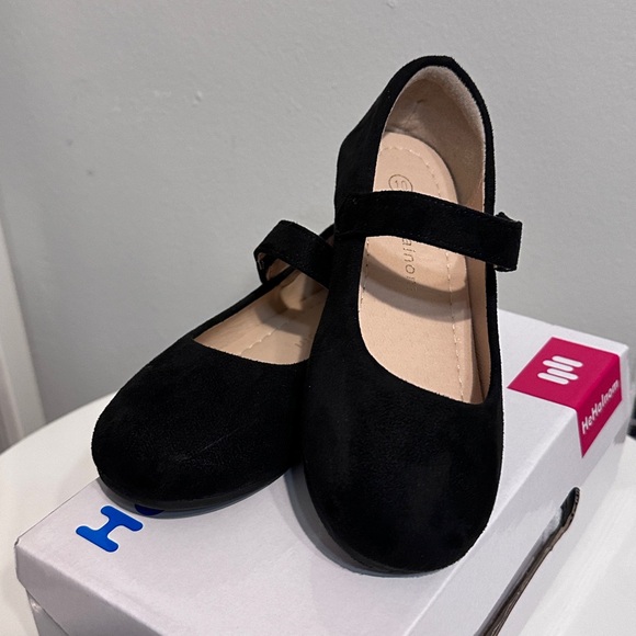 Toddler Girls Mary Jane Shoes - Picture 4 of 7